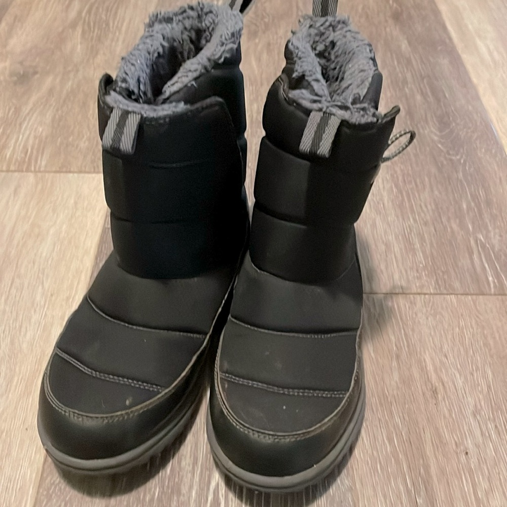Winter boots great condition